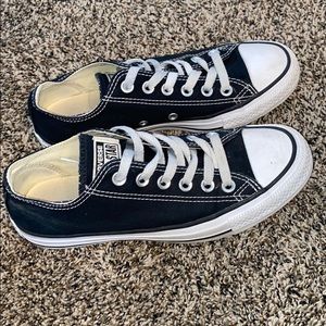 Black converse